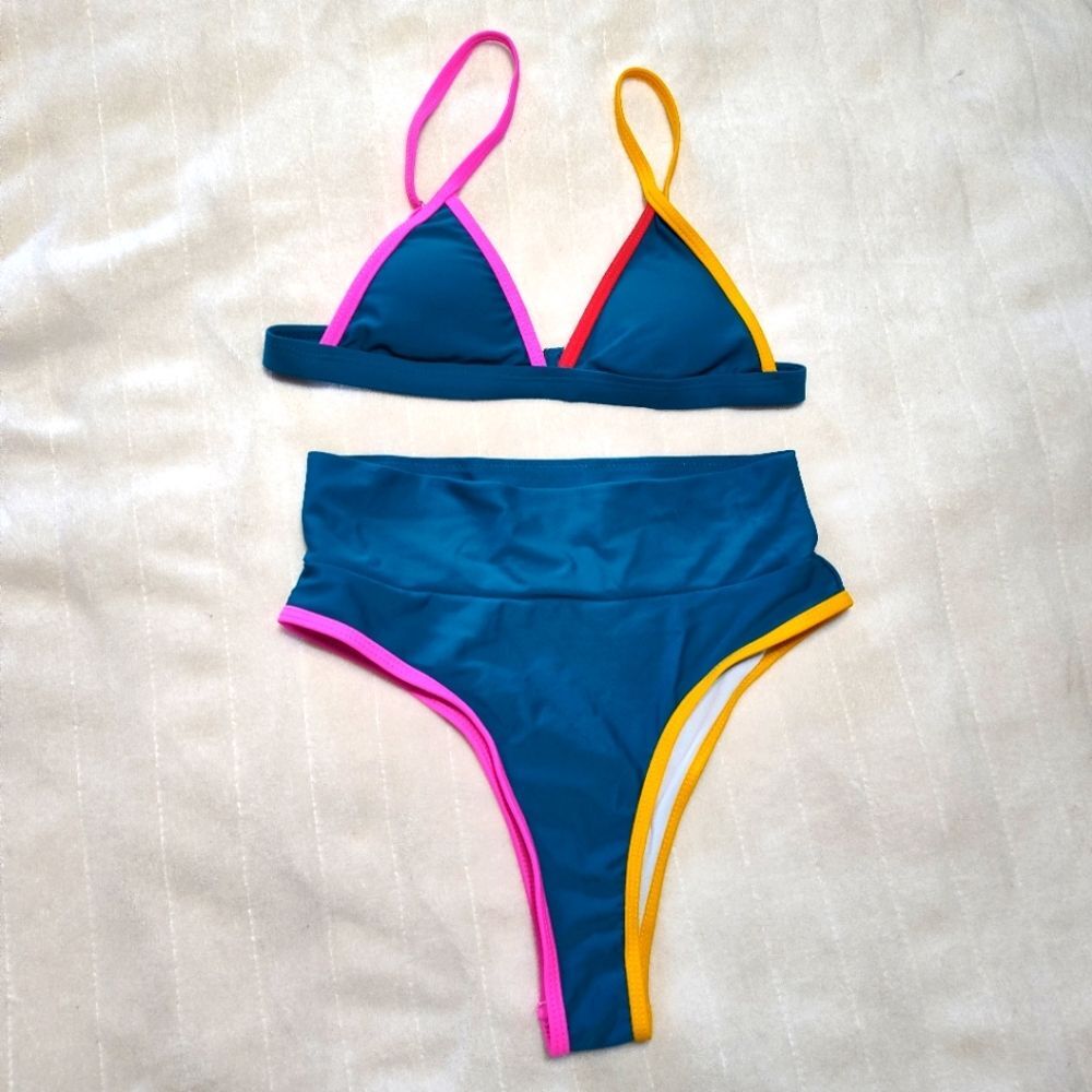 High-waist Cheeky 2 piece Bikini Swimsuit Size Small